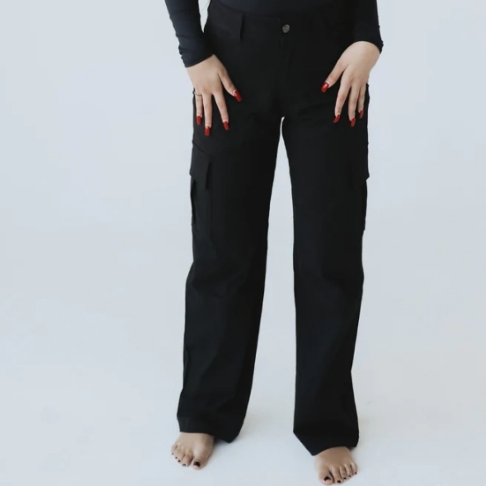 Klassy Network NWT Cargo Pants